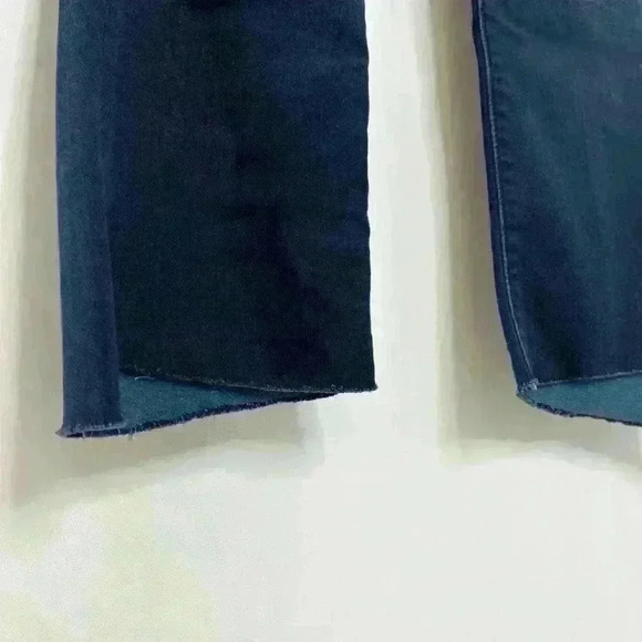 Mother Denim Insider Crop Step Fray Dark Straight Leg in Night Tripper Size 25 - Picture 7 of 14